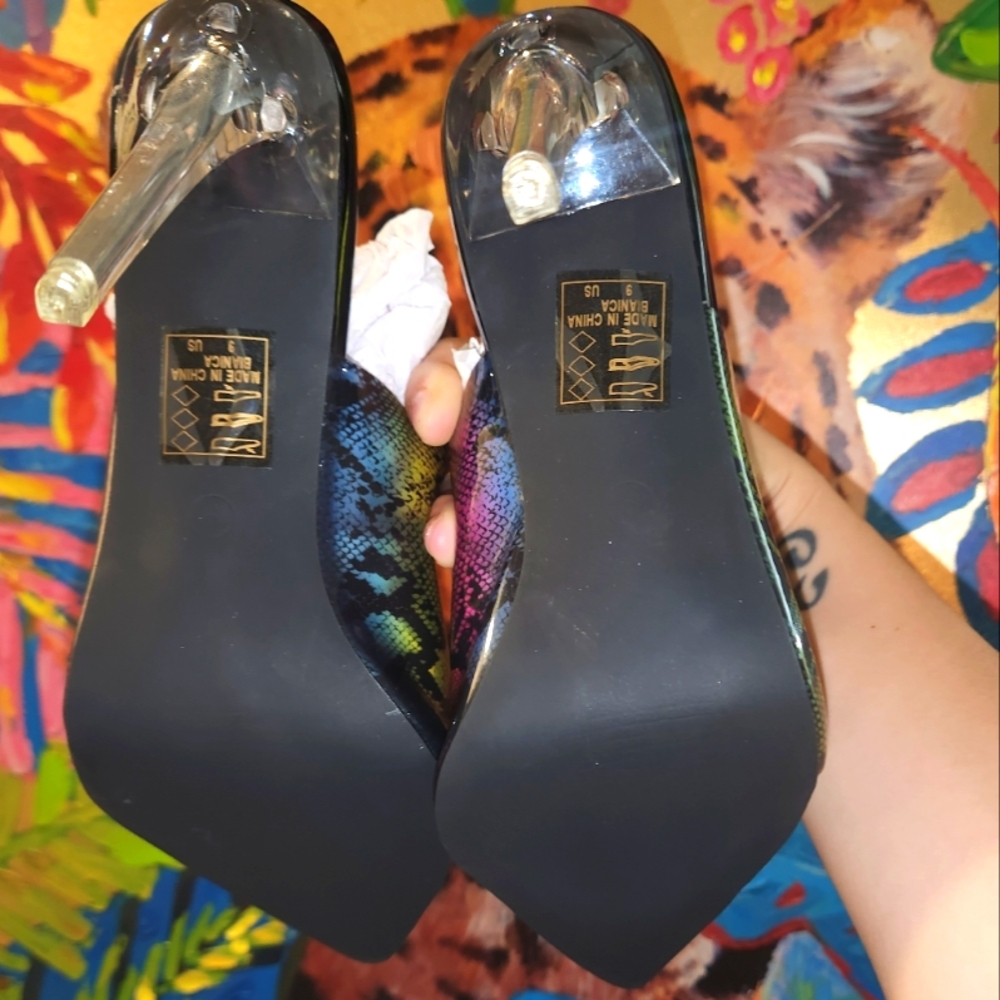 "Make 'em Sweat Baddie" Mule Heels - Picture 3 of 3